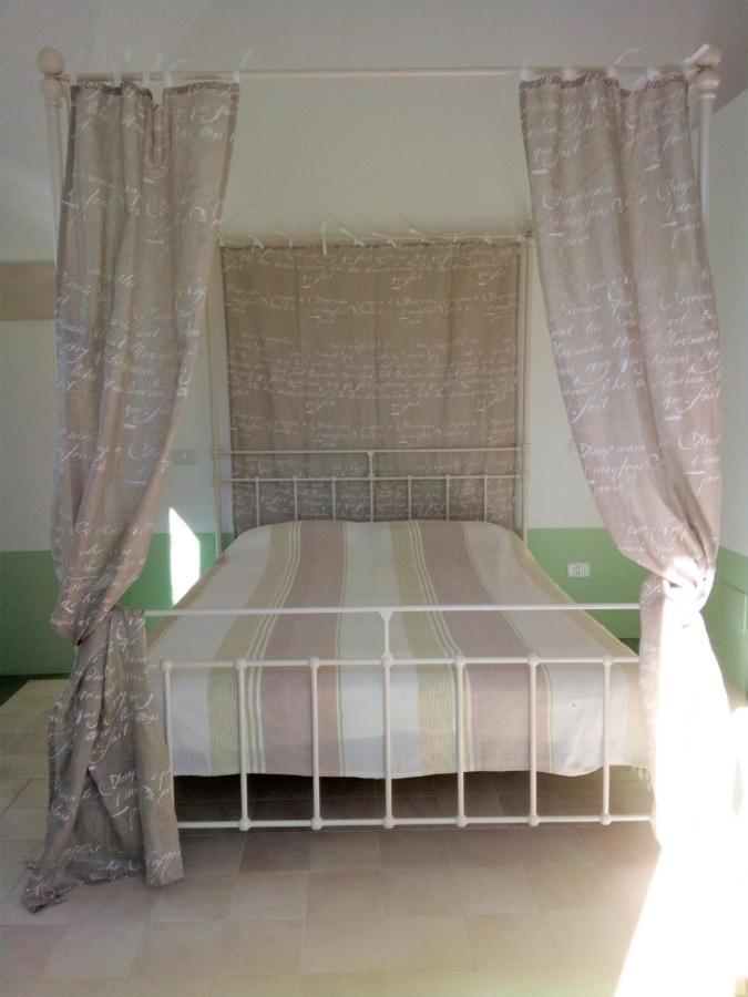쿠트로피아노 I Fichi Bianchi B&B 외부 사진